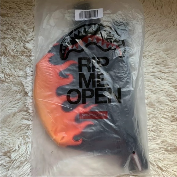 NWT SPRAYGROUND Crossbody Fanny Pack Cream Flame - Picture 2 of 11